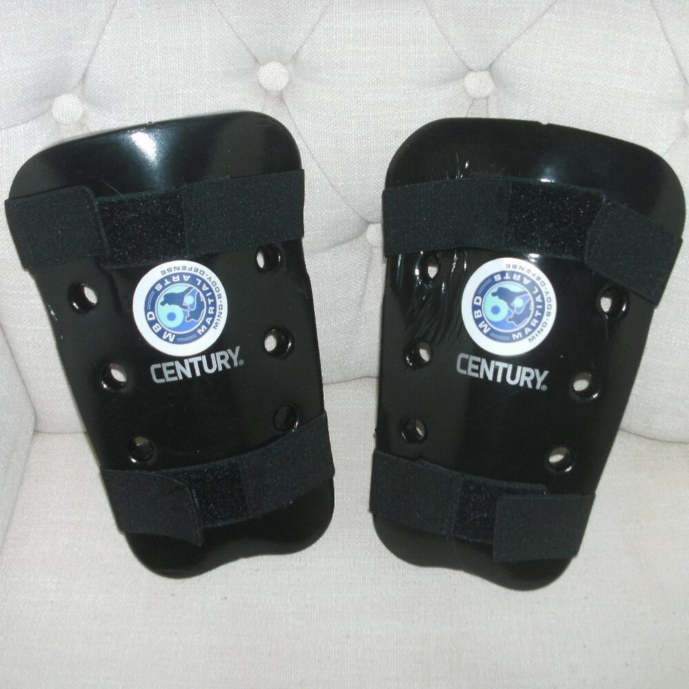 Century MBD Martial Arts Sparring Shin Guards Pads Black size Youth